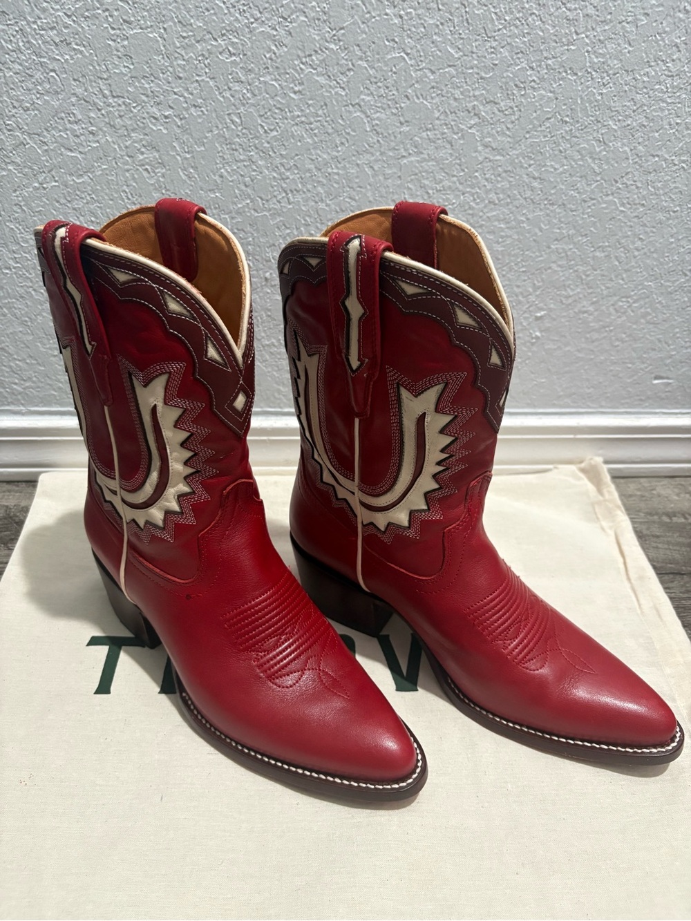 Tecovas Jolene crimson Red Leather Cowboy Boots. Size 7